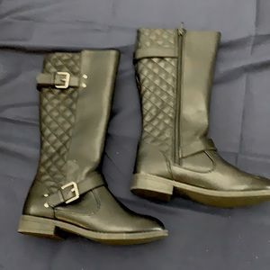 Girls black Riding boots with buckles zip up